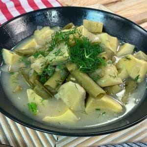 Baklalı enginar: zeytinyağlı, dereotlu bakla ve enginar yemeği