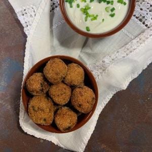 Barbunya köftesi: haşlanmış barbunyadan, dışı çıtır vegan köfte
