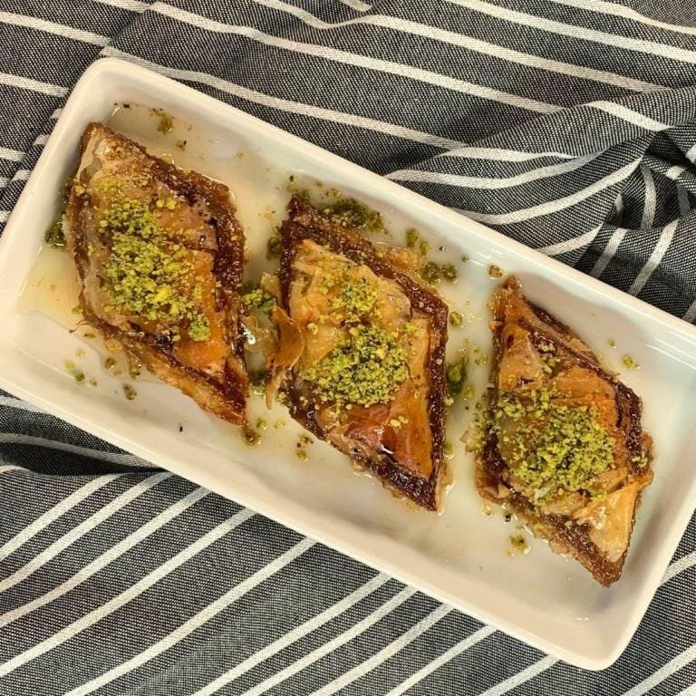 Pekmezli Baklava Tarifi & Baklava Tarifleri