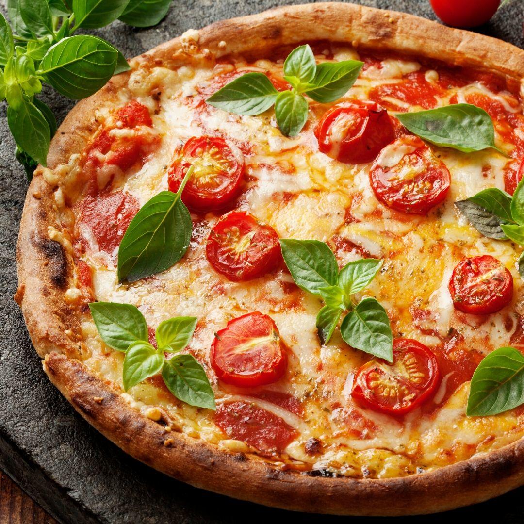 Margherita Pizza (Margarita) Tarifi & pizza tarifleri