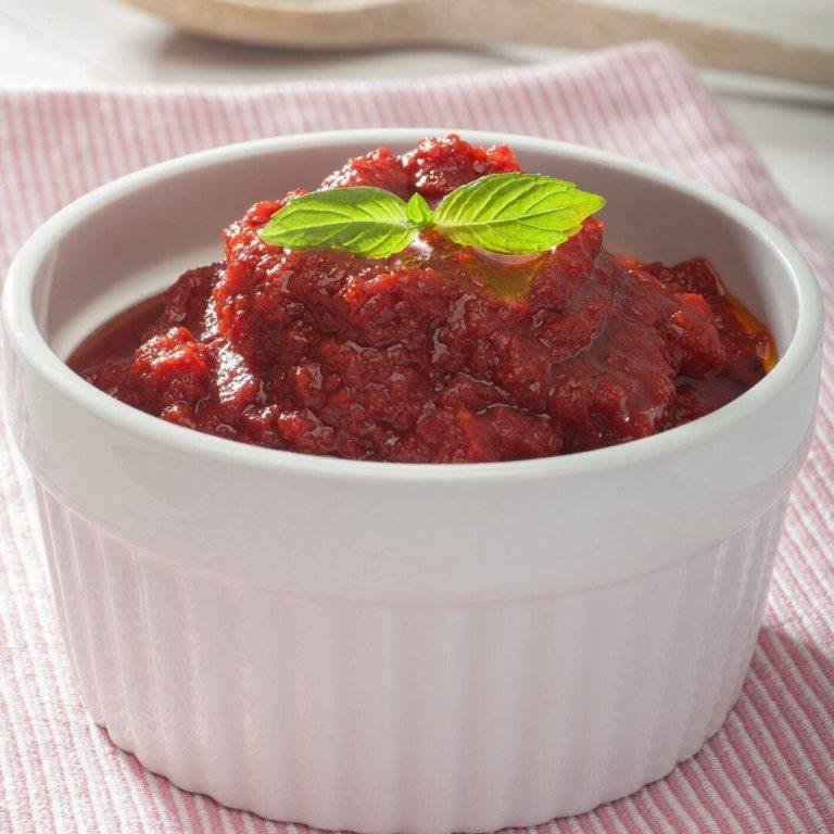 Domates Salçası Tarifi & Salça Nasıl Yapılır