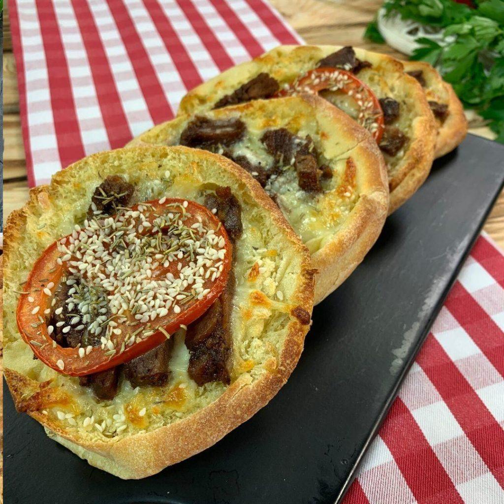 Kavurmalı Bazlama Tarifi