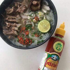 Vietnam Usulü Pho Çorbası Tarifi: Aromatik ve Doyurucu