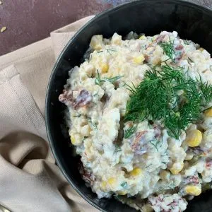 Yoğurtlu bulgur salatası: bulgurlu, yoğurtlu, mısırlı, dereotlu salata