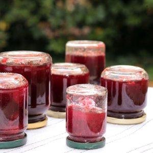 Çilek Reçeli Tarifi: Ev Yapımı Lezzet