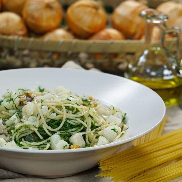 Karnabaharlı Makarna Tarifi & Karnabaharlı Makarna Yapılışı