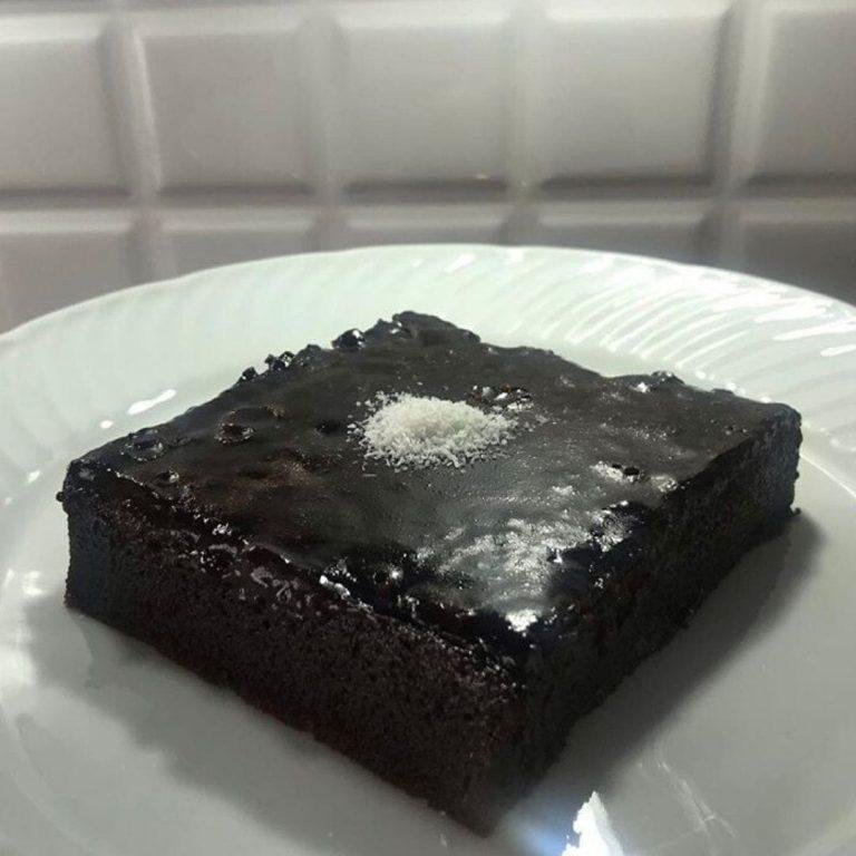 Pratik Islak Kek Tarifi & Pratik Islak Kek Nasıl Yapılır?