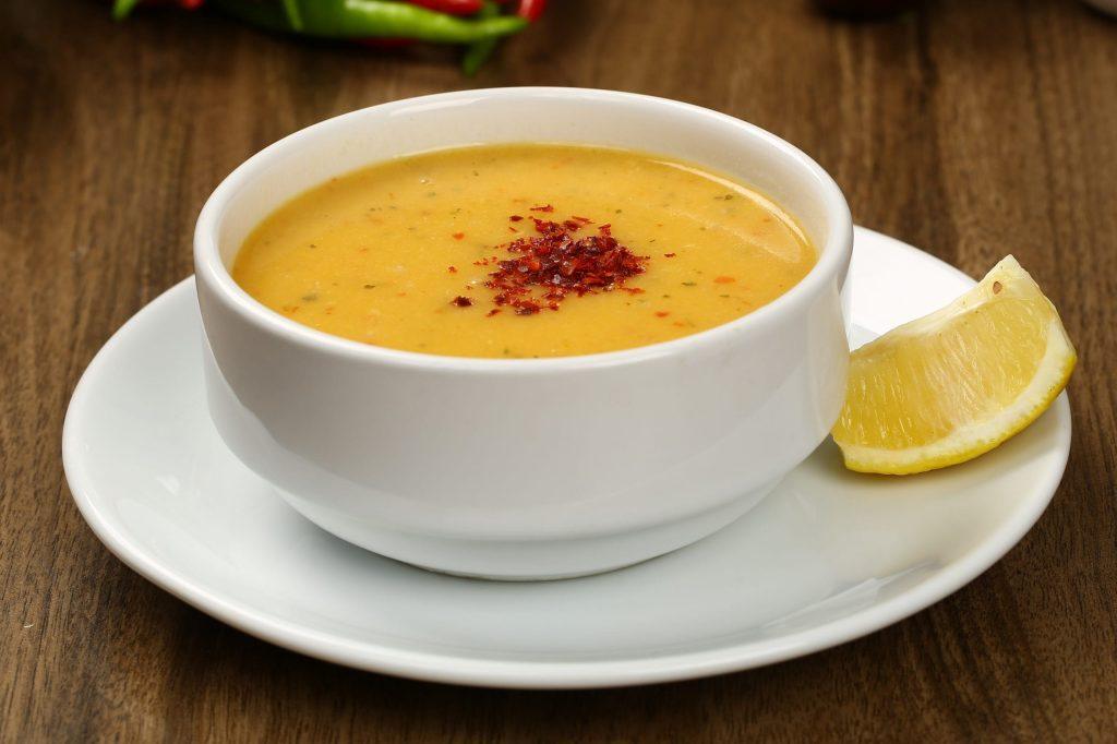 Lokanta Usulü Mercimek Çorbası Tarifi & Lokanta Usulü Mercimek Çorbası Yapılışı