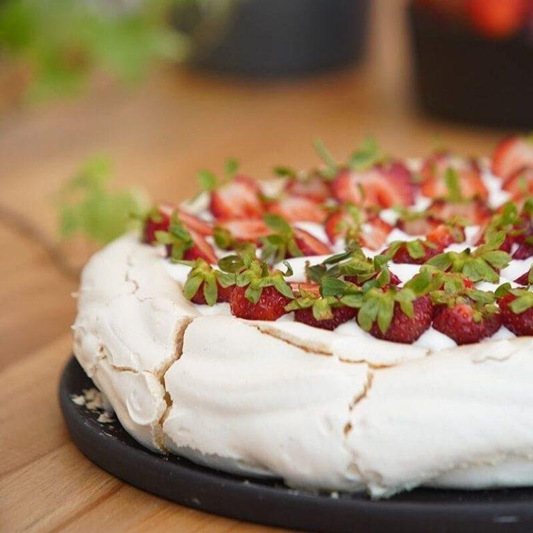 Pavlova Tarifi & Pavlova Nasıl Yapılır?