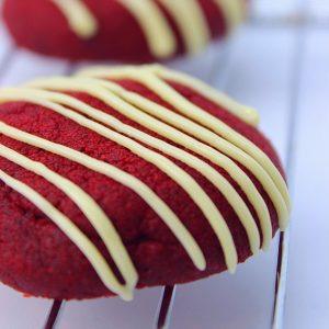 Çift Çikolatalı Brownie Tarifi Red Velvet Kurabiye Tarifi: Çıtır ve Nefis