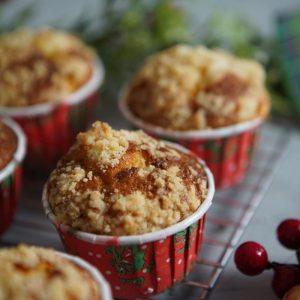 Beyaz Çikolatalı Vişneli Muffin Tarifi: Kabarık ve Nemli