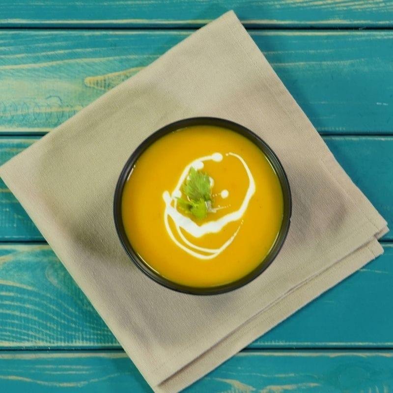 Pratik Bal Kabağı Çorbası: Vitamin Bombası Tarifi: Kremsi ve