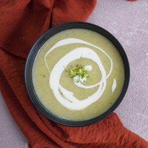 Patatesli Brokoli Çorbası Tarifi: Kremsi