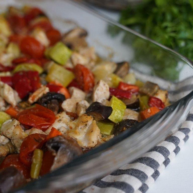 Fırında Sebzeli Tavuk Tarifi & Fırında Sebzeli Tavuk Nasıl Yapılır?