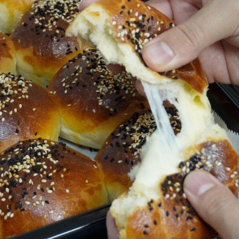 Kaşarlı Yumoş Poğaça Tarifi