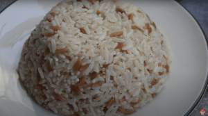 Arpa Şehriyeli Pirinç Pilavı Tarifi: Tane Tane Nefis Pilav