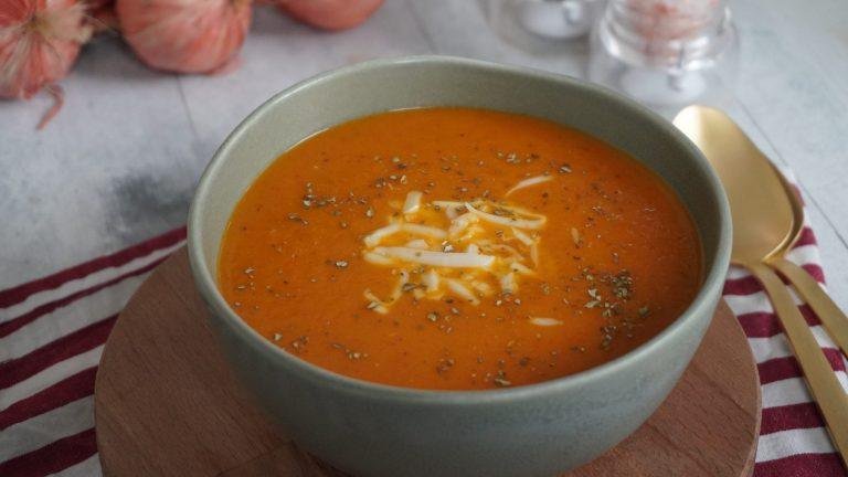Közlenmiş Domates Çorbası: Püf Noktalarıyla - 30 dk