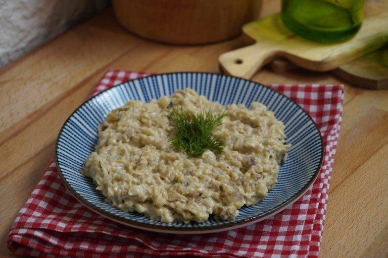 Kremalı Ilık Patlıcan Salatası Tarifi