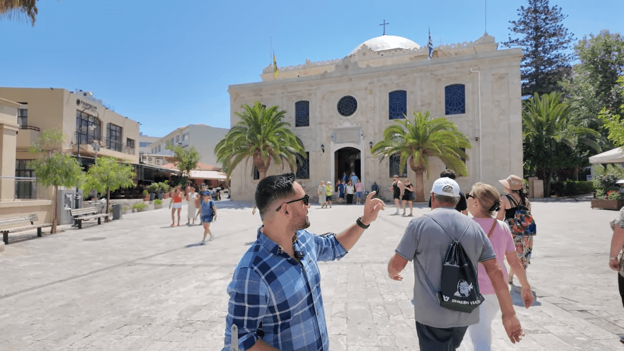 Yunanistan’ın en büyük adası olan Girit, zengin tarihî geçmişi ile ön plana çıkıyor.