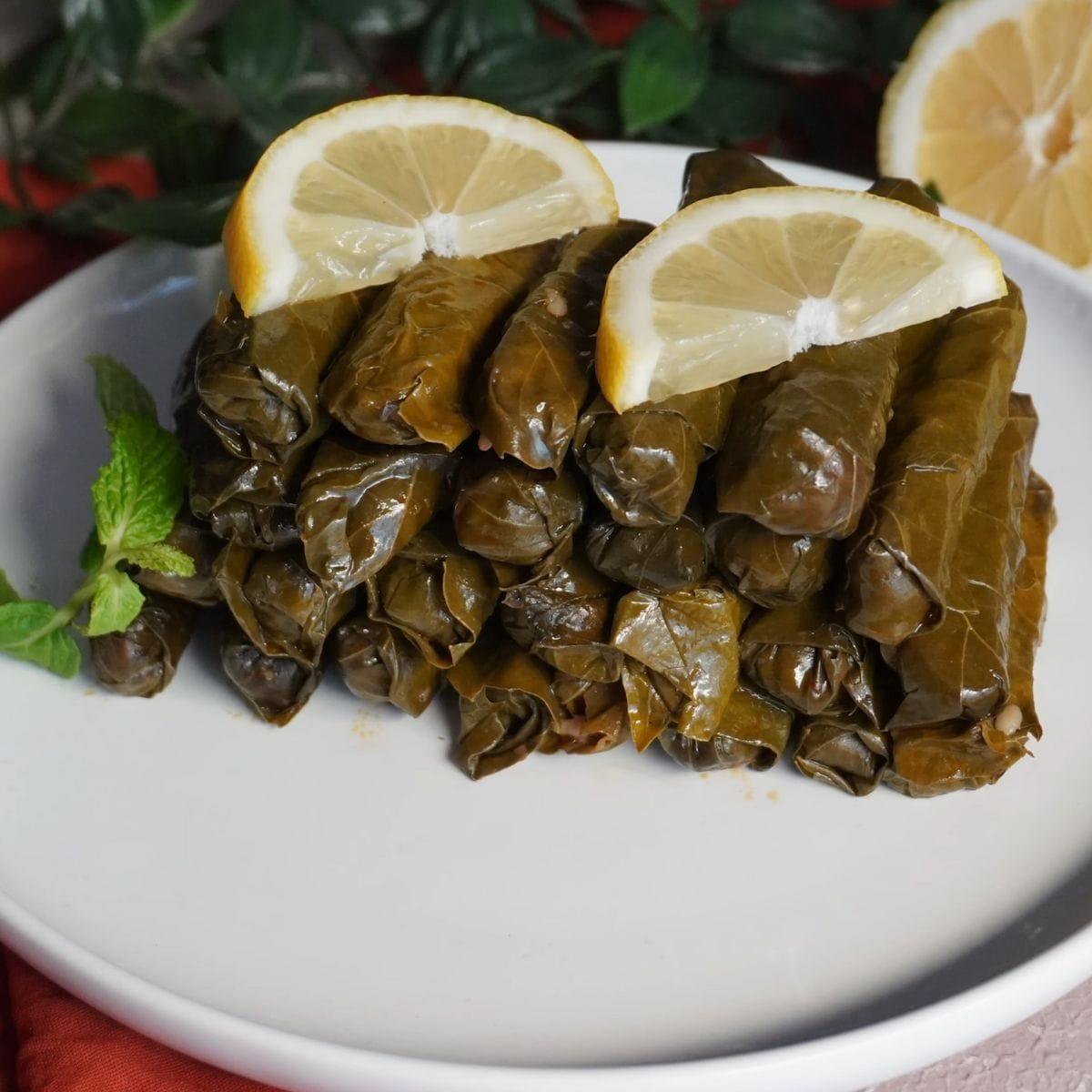 Ege Usulü Yaprak Sarması Tarifi