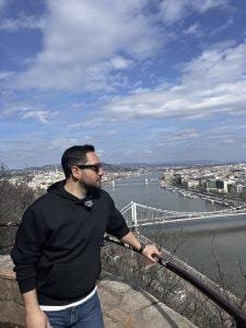 Gellért Tepesi veya Gürz İlyas Bayırı Macaristan'ın başkenti Budapeşte'de Tuna Nehrine bakan yaklaşık 235 metre yüksekliğindeki tepedir.