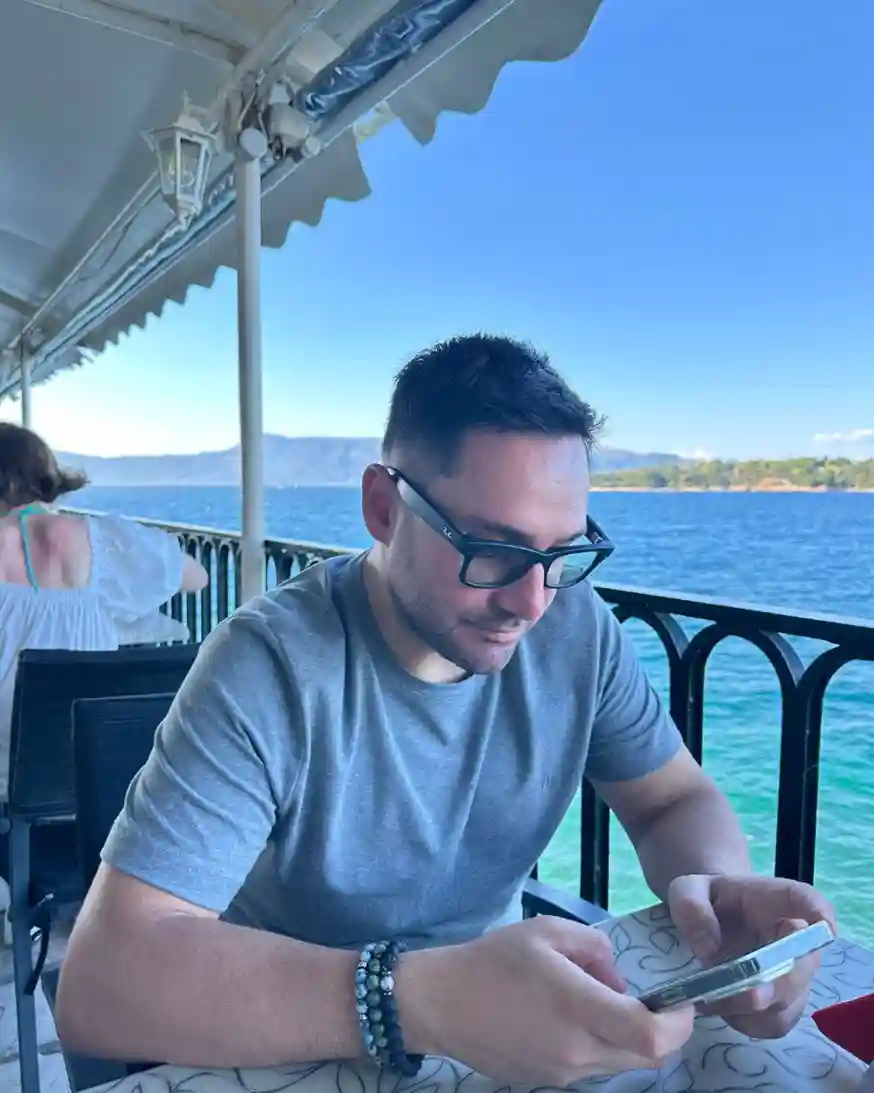 Korfu Adası VLOG ve Gezi Rehberi Deniz Kenarı Taverna Akşam Yemeği