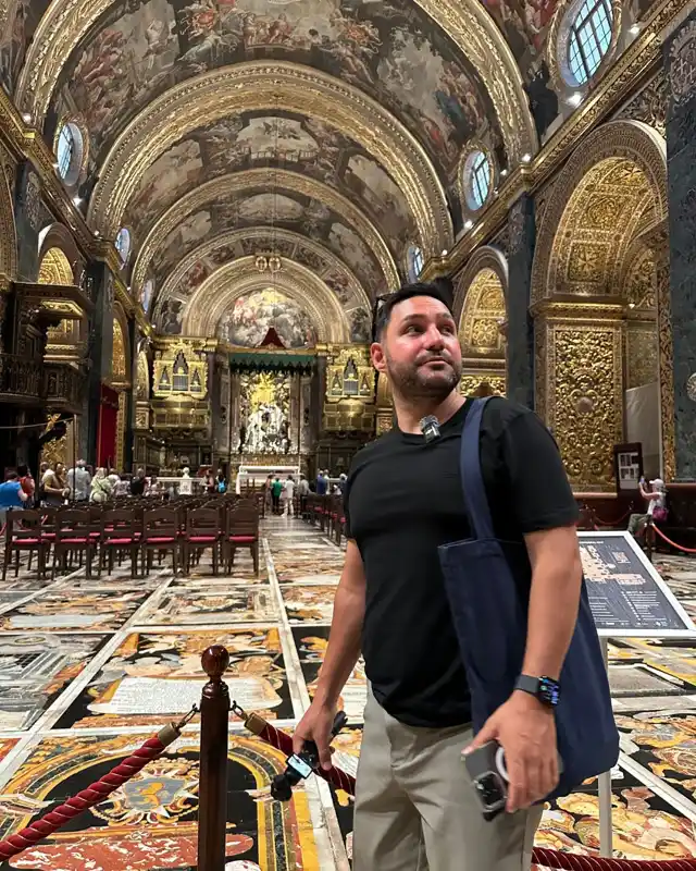 Malta Valletta Aziz John Yarı Katedrali içi altın varaklar