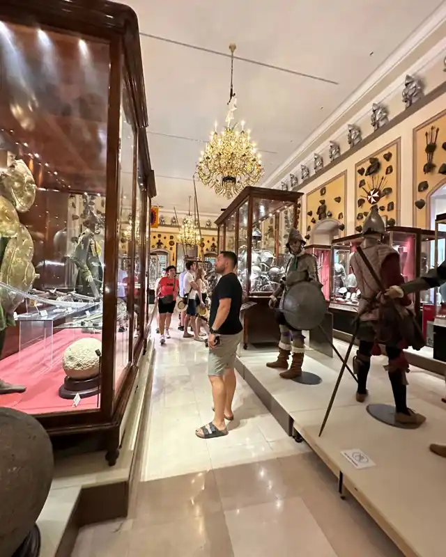 Valletta Grand Master Palace (Büyük Usta Sarayı) koridoru