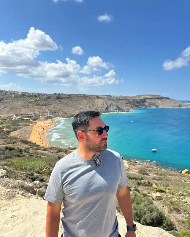 Gozo Adası Ramla Bay (Kızıl Plaj) manzarası