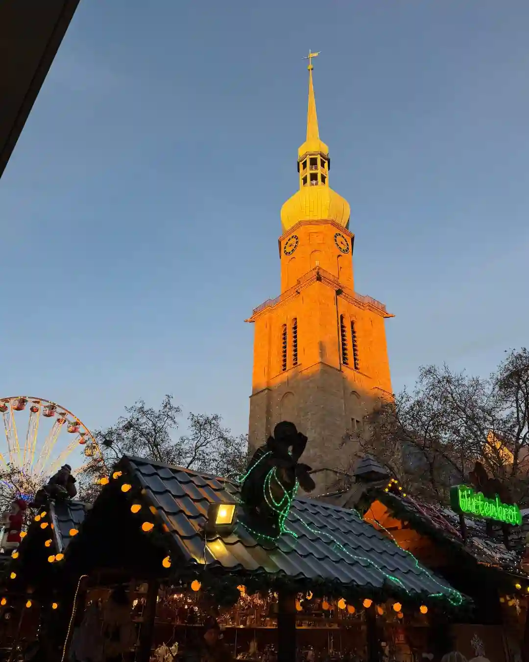 Almanya Dortmund Noel Pazarı Kalabalığı