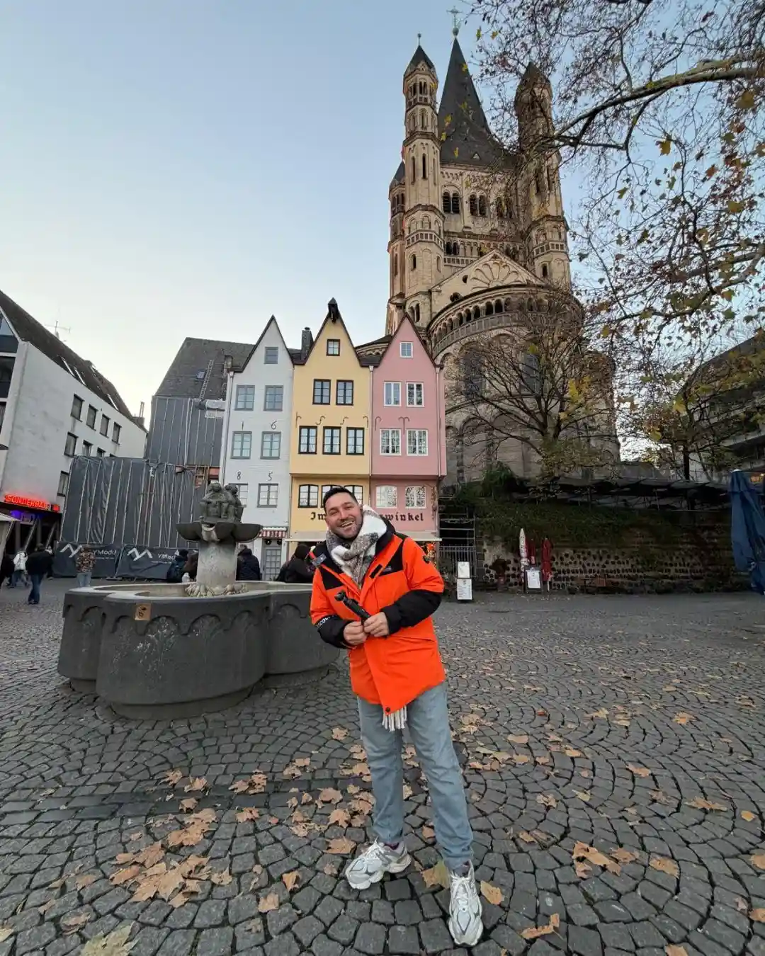 Köln VLOG, Noel Pazarları ve Gezi Rehberi Köln Gece Panoraması ve Işıklar
