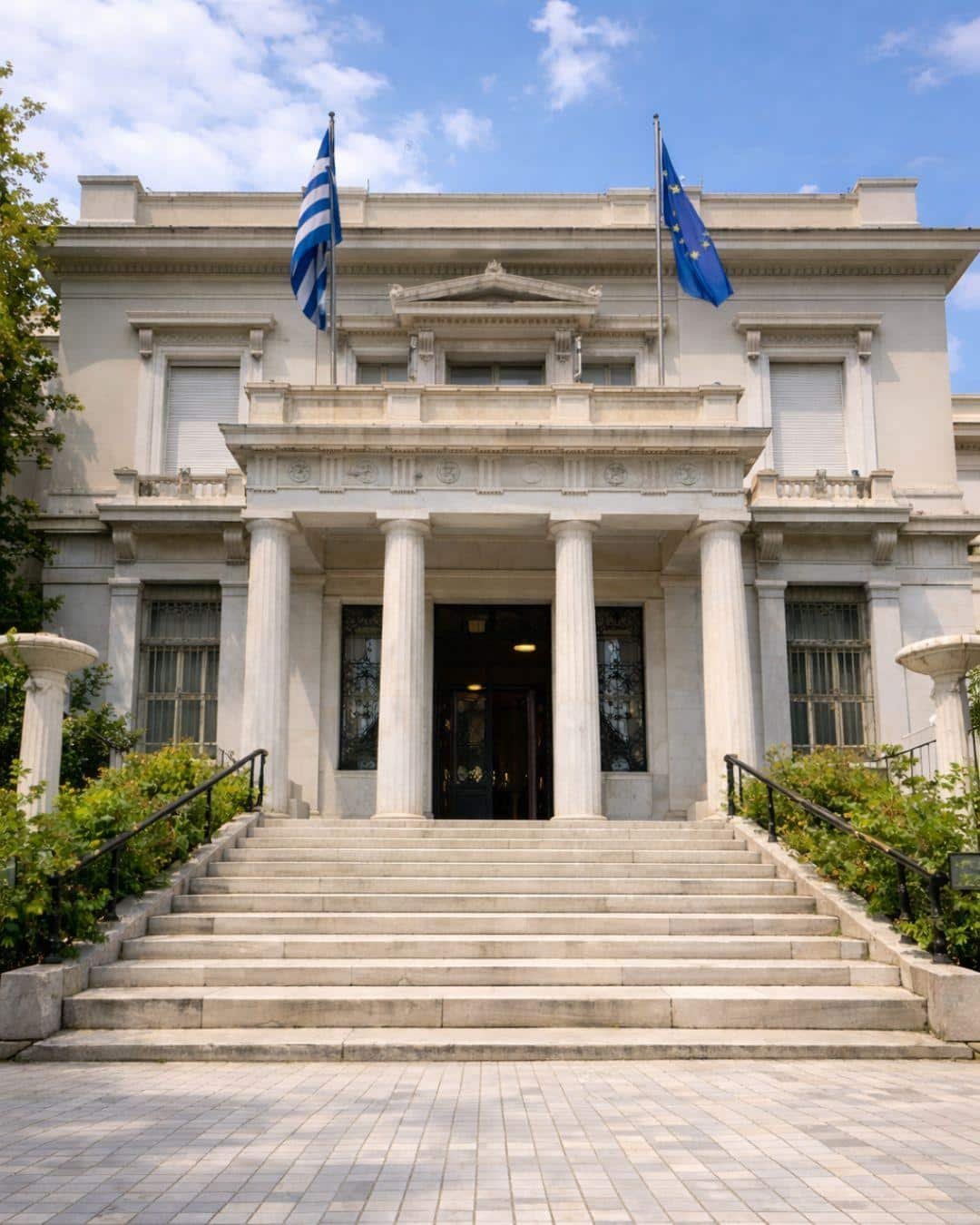 Atina Gezilecek Yerler Listesi: Haritalı ve Detaylı Anlatım Benaki Müzesi: Atina'nın Kültürel Hazinesi ve Gezi Rehberi