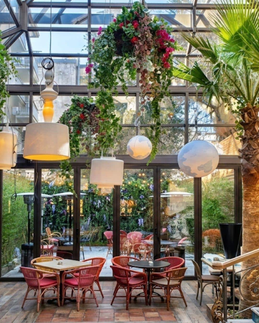 Dedeağaç Lezzet Durakları: En İyi Restoranlar ve Ne Yenir? Kerouac Cafe Bar