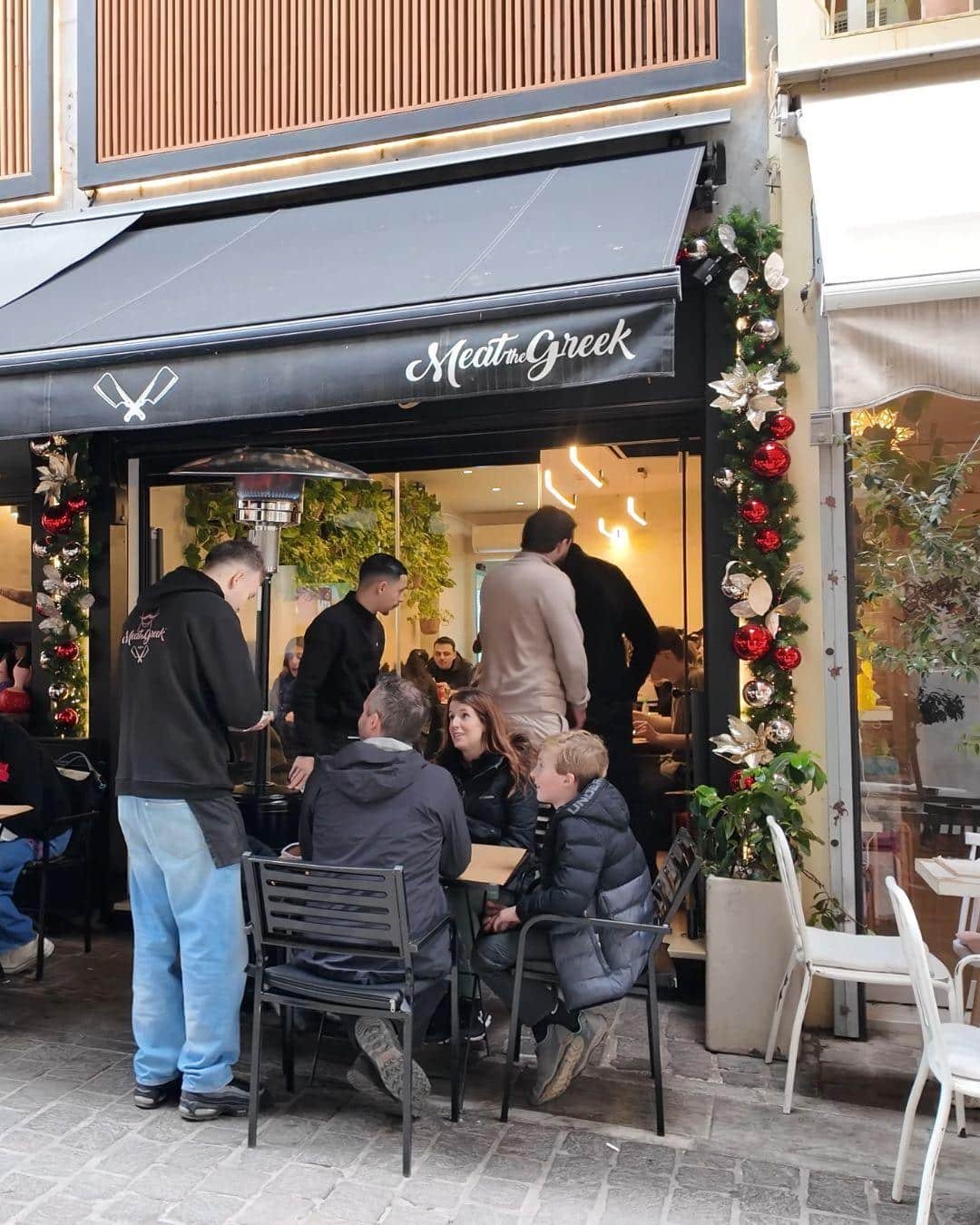 Meat the Greek: Atina'da Modern Yunan Sokak Lezzetleri