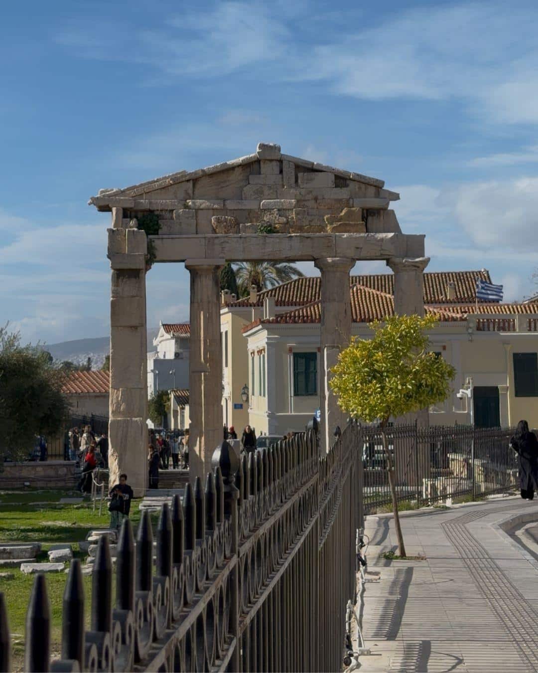 Atina Gezilecek Yerler Listesi: Haritalı ve Detaylı Anlatım Roma Agorası & Rüzgarlar Kulesi: Antik Atina'nın İzleri