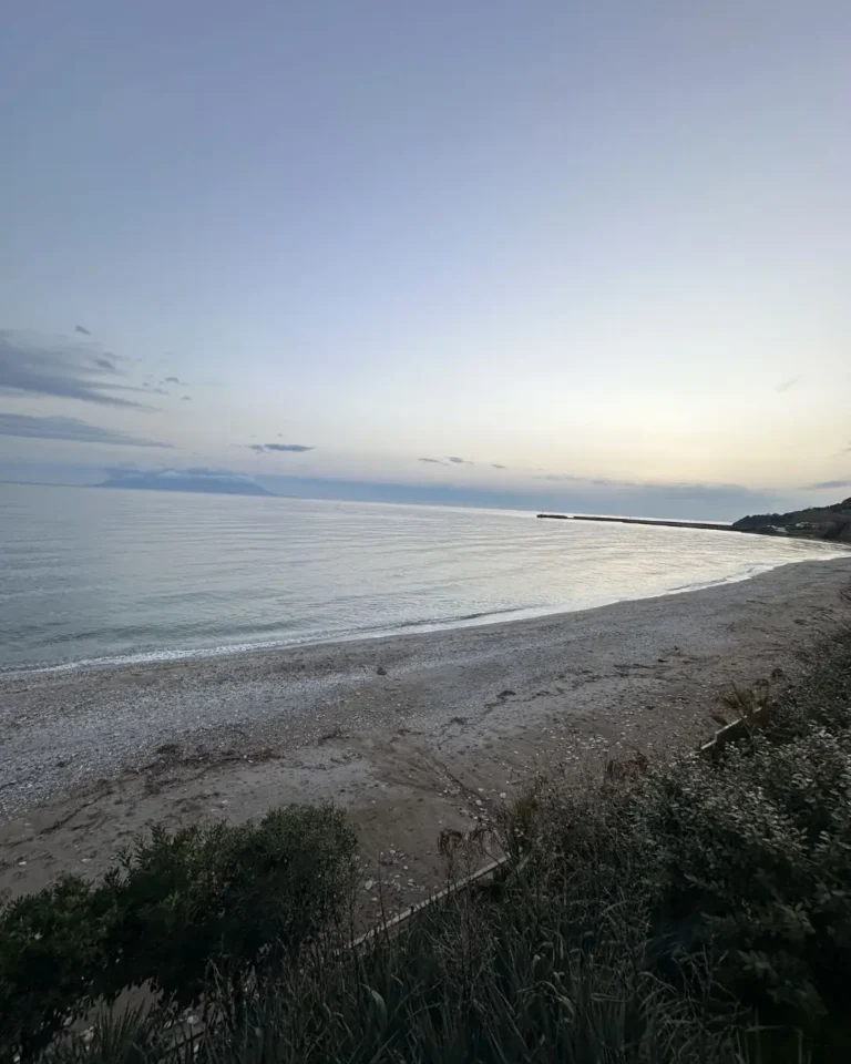 Dedeağaç deniz feneri önünde hatıra fotoğrafı