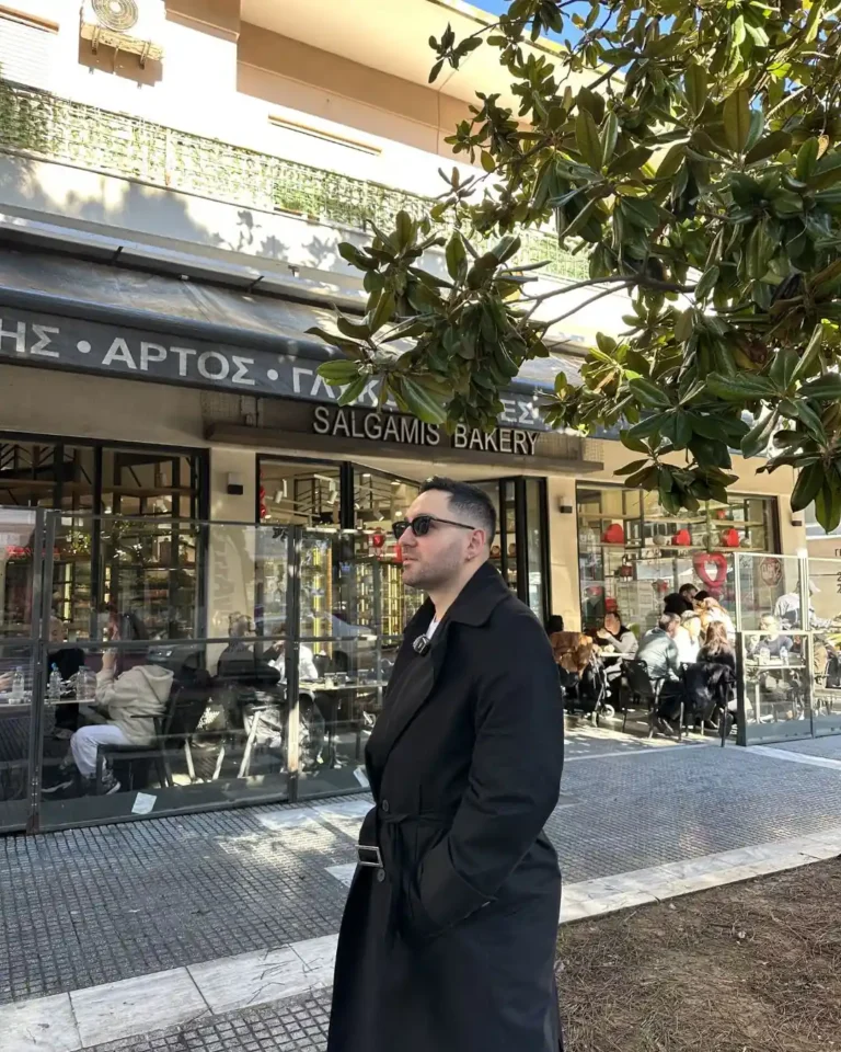Dedeağaç keçi çiftliği gezisinde çiftlik hayvanlarıyla anlar