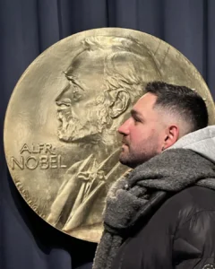 Stockholm Nobel Ödülü Müzesi Alfred Nobel madalya sergisi