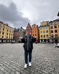 Stockholm Gamla Stan Stortorget meydanındaki renkli tarihi evler