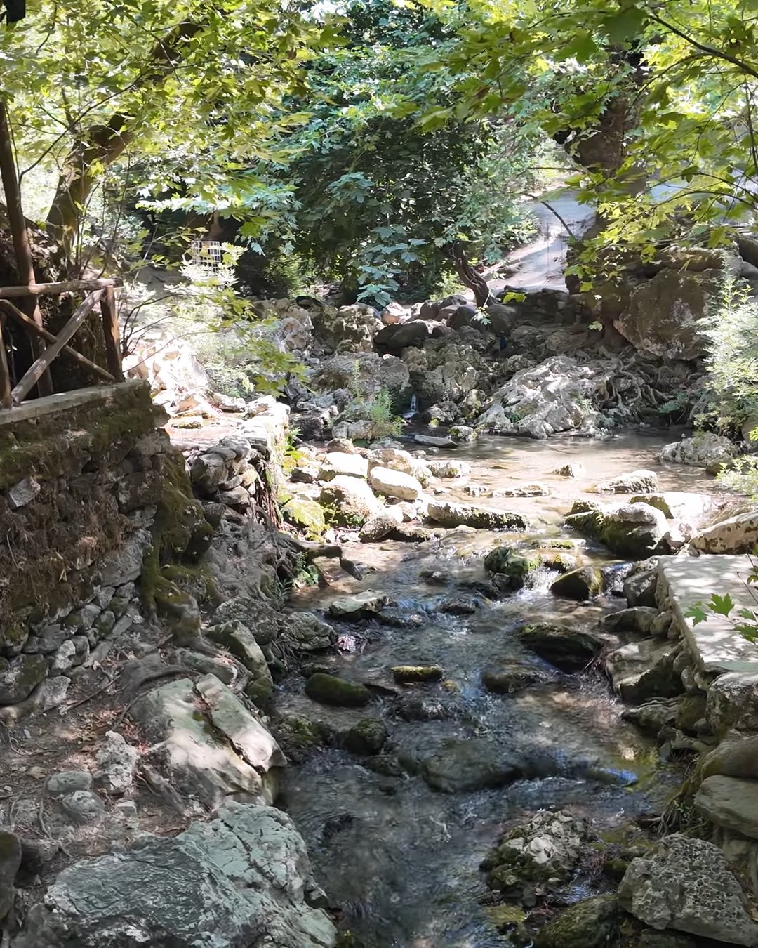 Yedi Pınar (Seven Springs) Rodos: Karanlık Tünel Macerası ve Buz Gibi Şelale