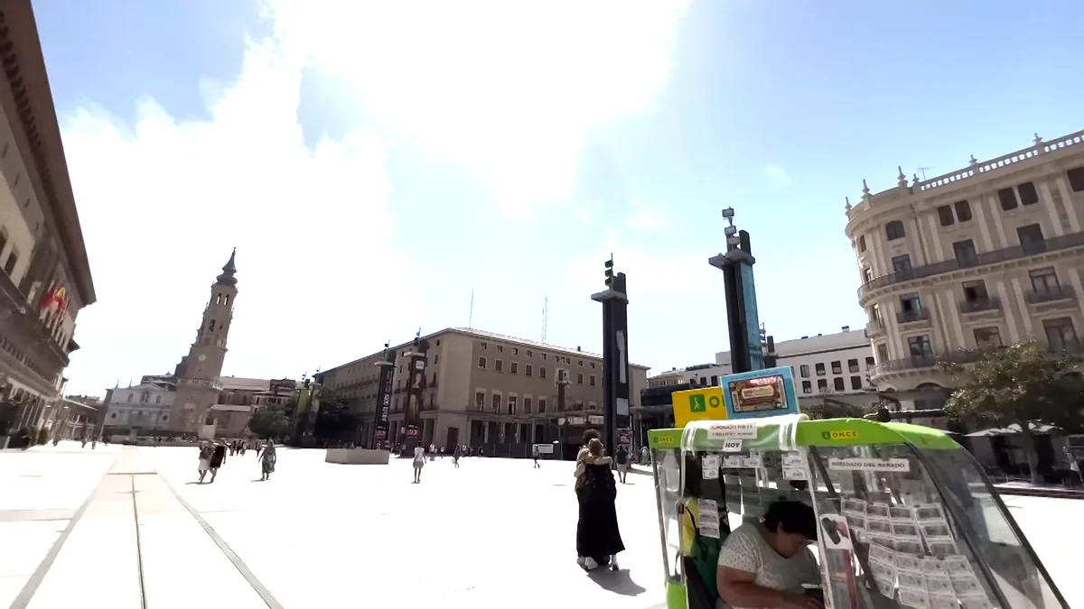 Zaragoza'da Plaza del Pilar ve La Seo Katedrali