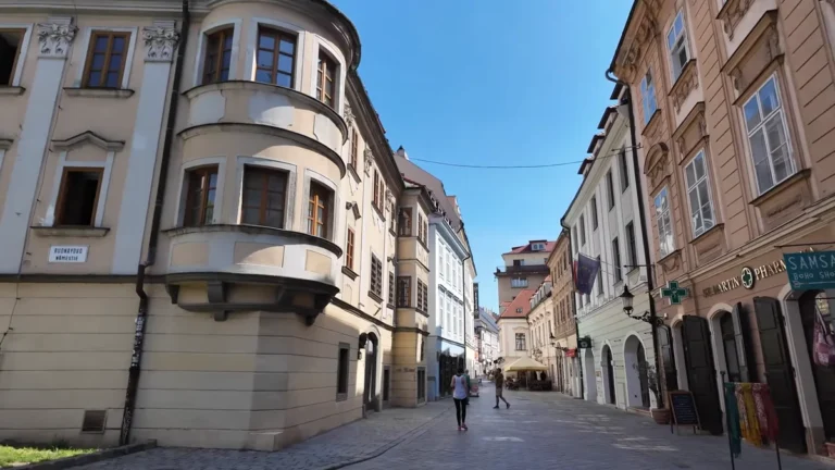 Bratislava eski şehirde Panská sokağındaki St. Martin Eczanesi