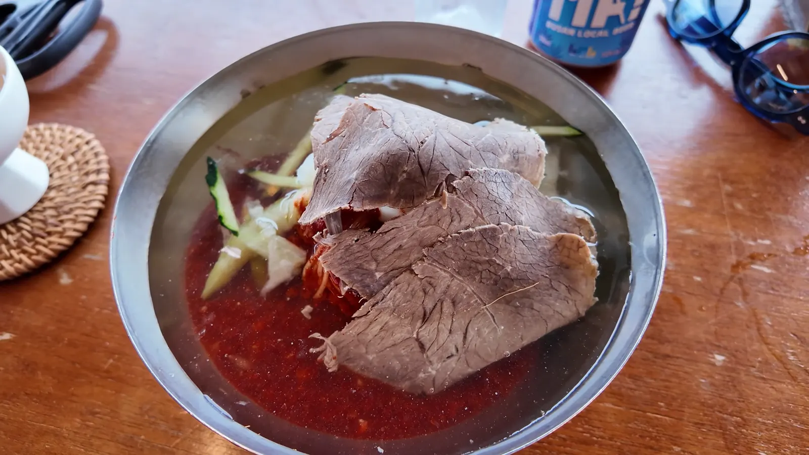 Dongmyeonsik’te etli soğuk erişte (milmyeon), Busan