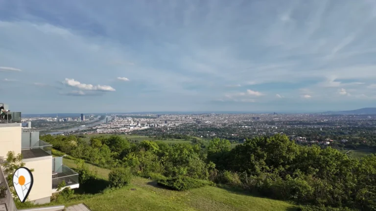 Kahlenberg'den Viyana ve Tuna manzarası